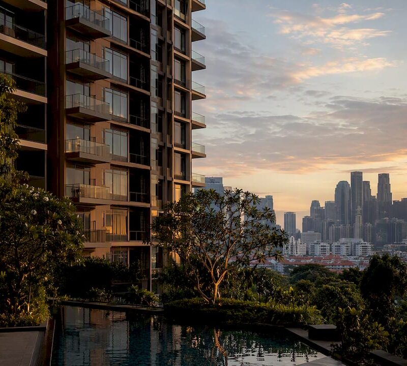 Singapore condo high floor and low floor exterior